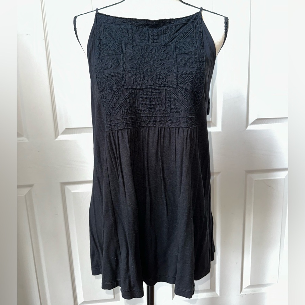 Old Navy Black Embroidered Tank Top